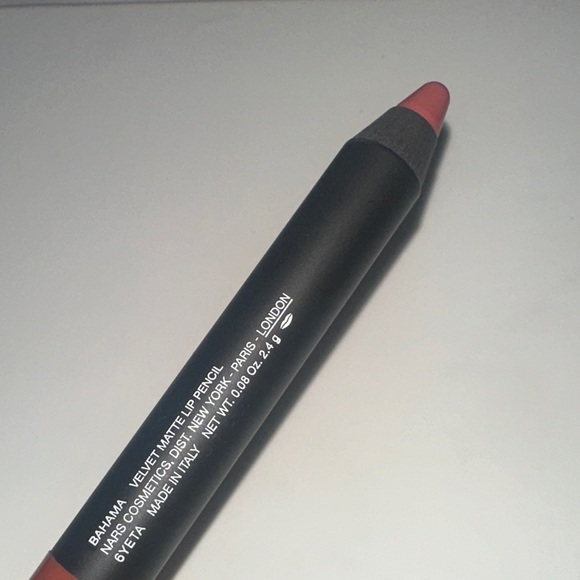 NARS Bahama Velvet Matte Lip Pencil - Picture 9 of 9